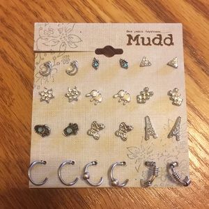 NWT MUDD Earrings